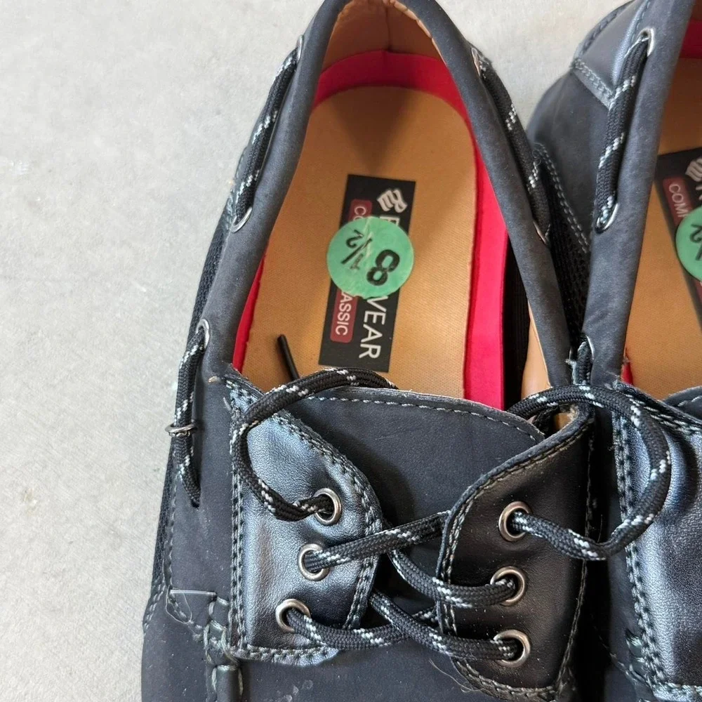 Y2K Rocawear Black leather boat shoes with red lining Sz 8.5